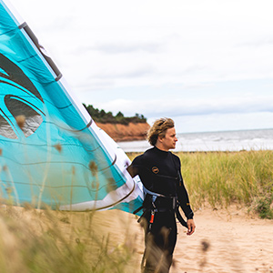 Observando el mar con el kite
